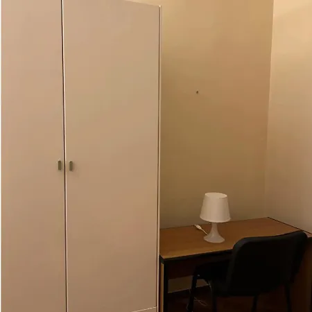 Super Confortevole Al Centro Di Apartmán *